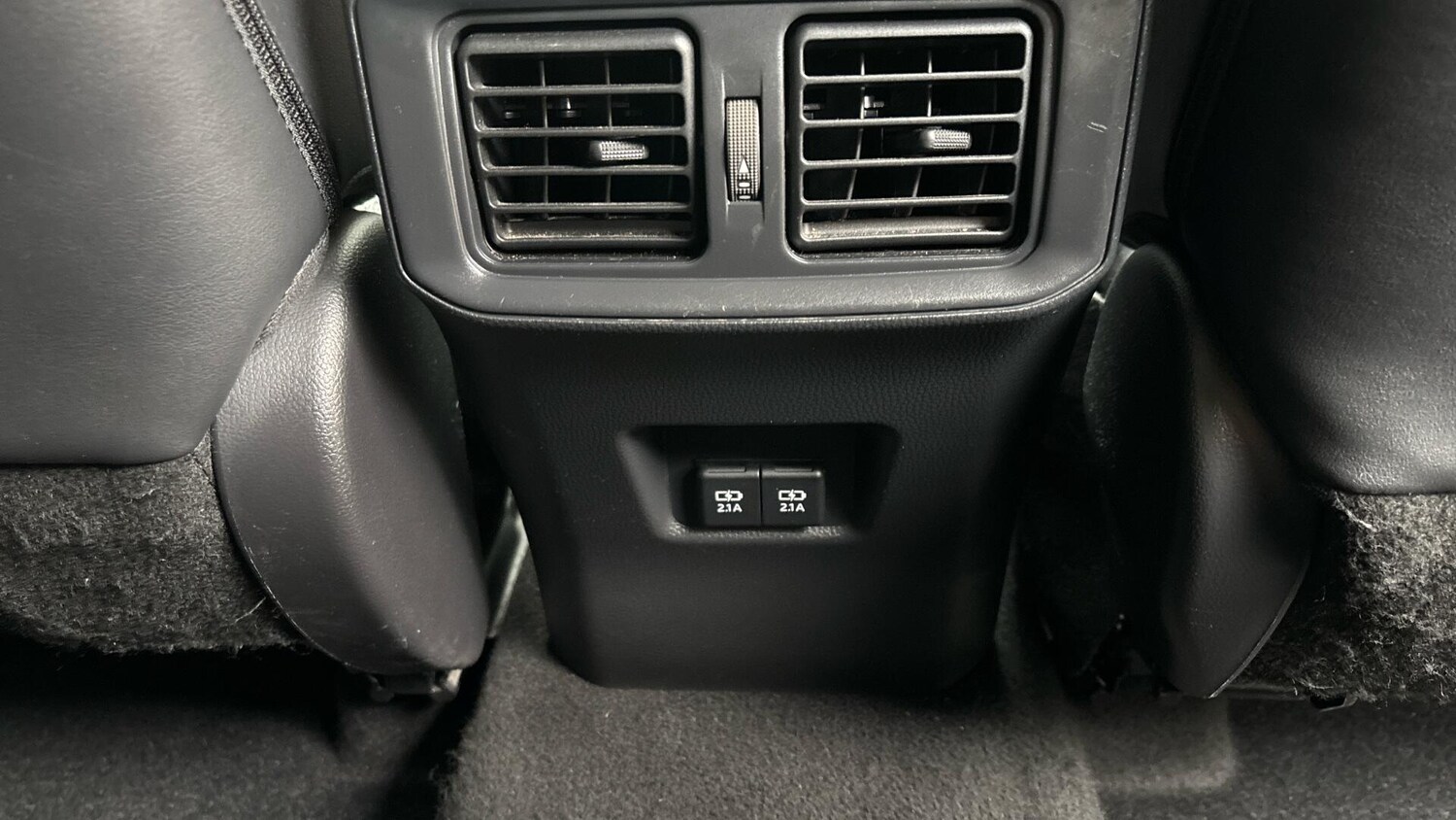 Used Toyota RAV4 2021 for sale - 76200734: Photo 33