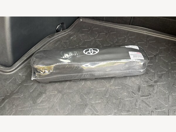 Used Toyota RAV4 2021 for sale - 76200734: Photo 37