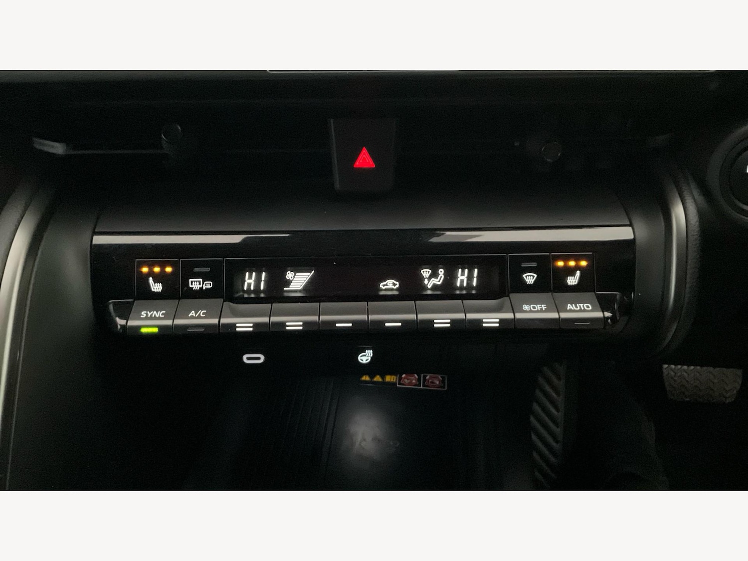 Used Toyota C-HR for sale - 77753832: Photo 30