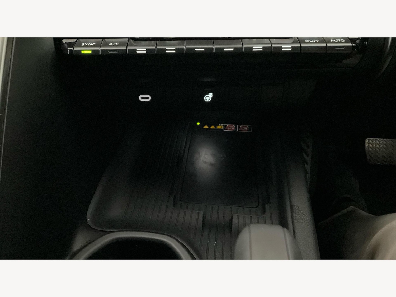 Used Toyota C-HR for sale - 77753832: Photo 31