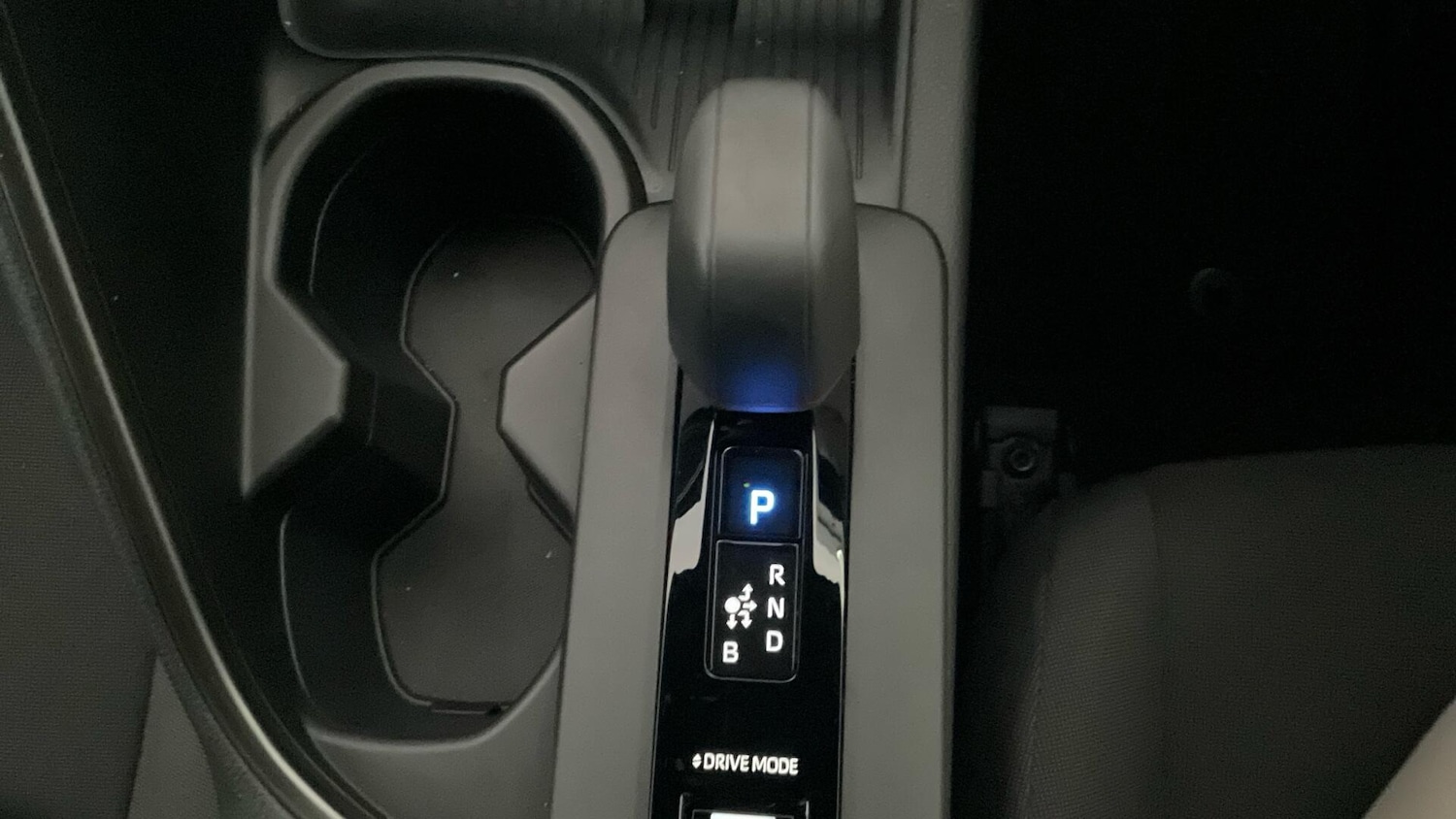 Used Toyota C-HR for sale - 77753832: Photo 32