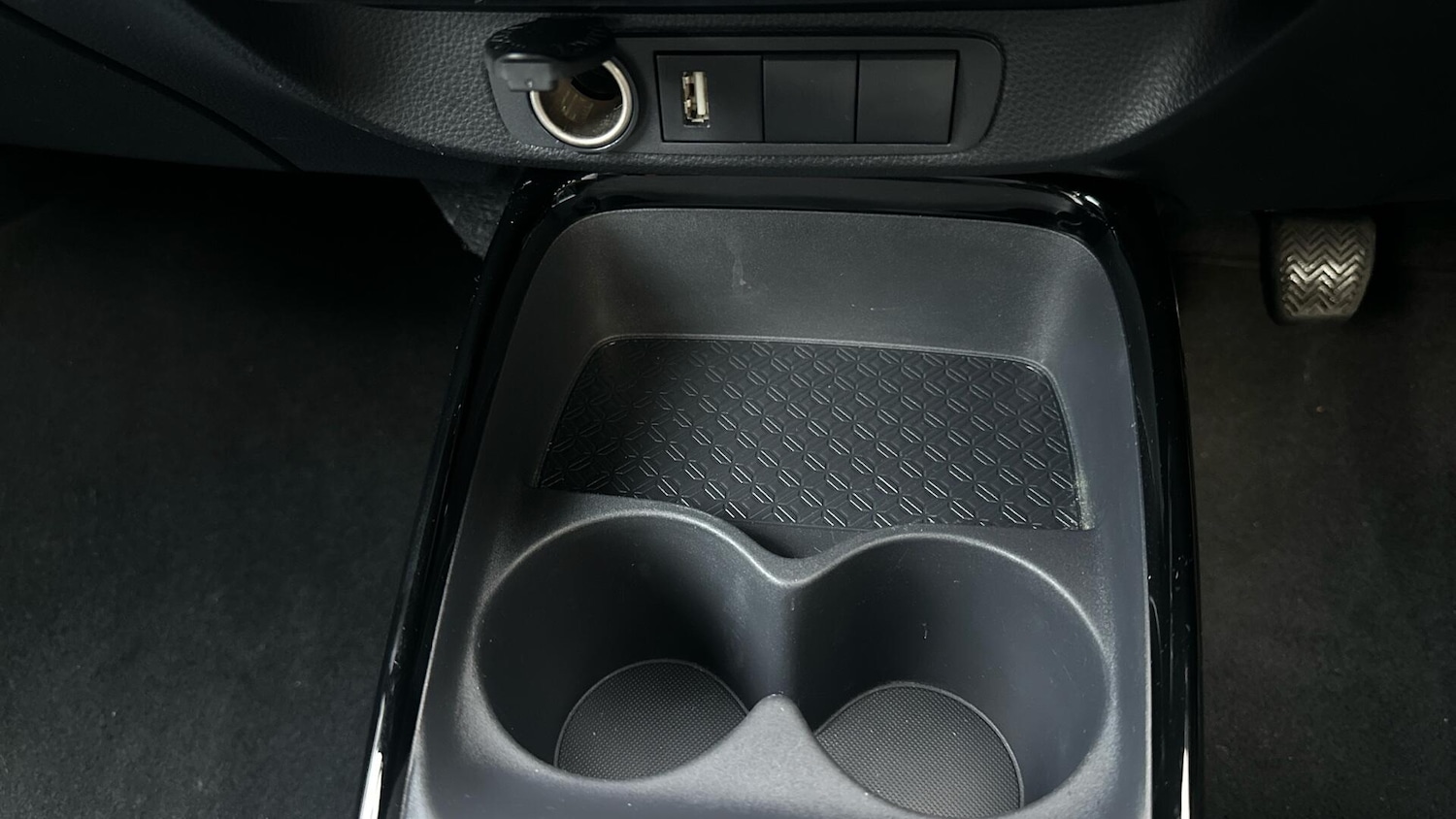 Used Toyota Aygo X 2023 for sale - 77343743: Photo 33