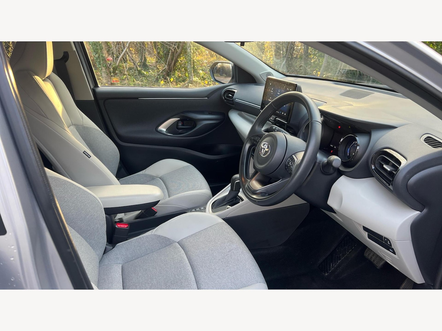 Used Toyota Yaris 2022 for sale - 77484637: Photo 13