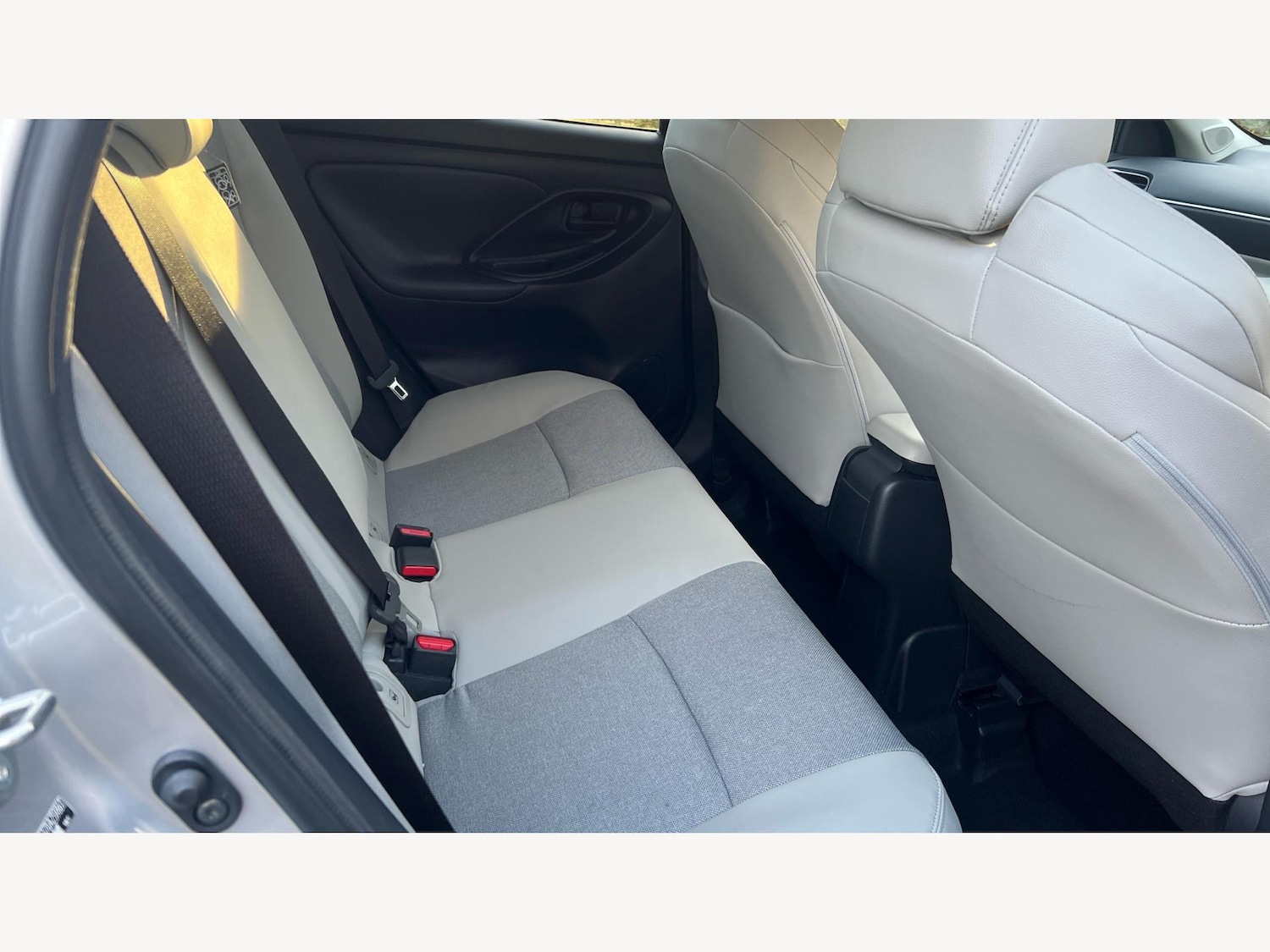 Used Toyota Yaris 2022 for sale - 77484637: Photo 14