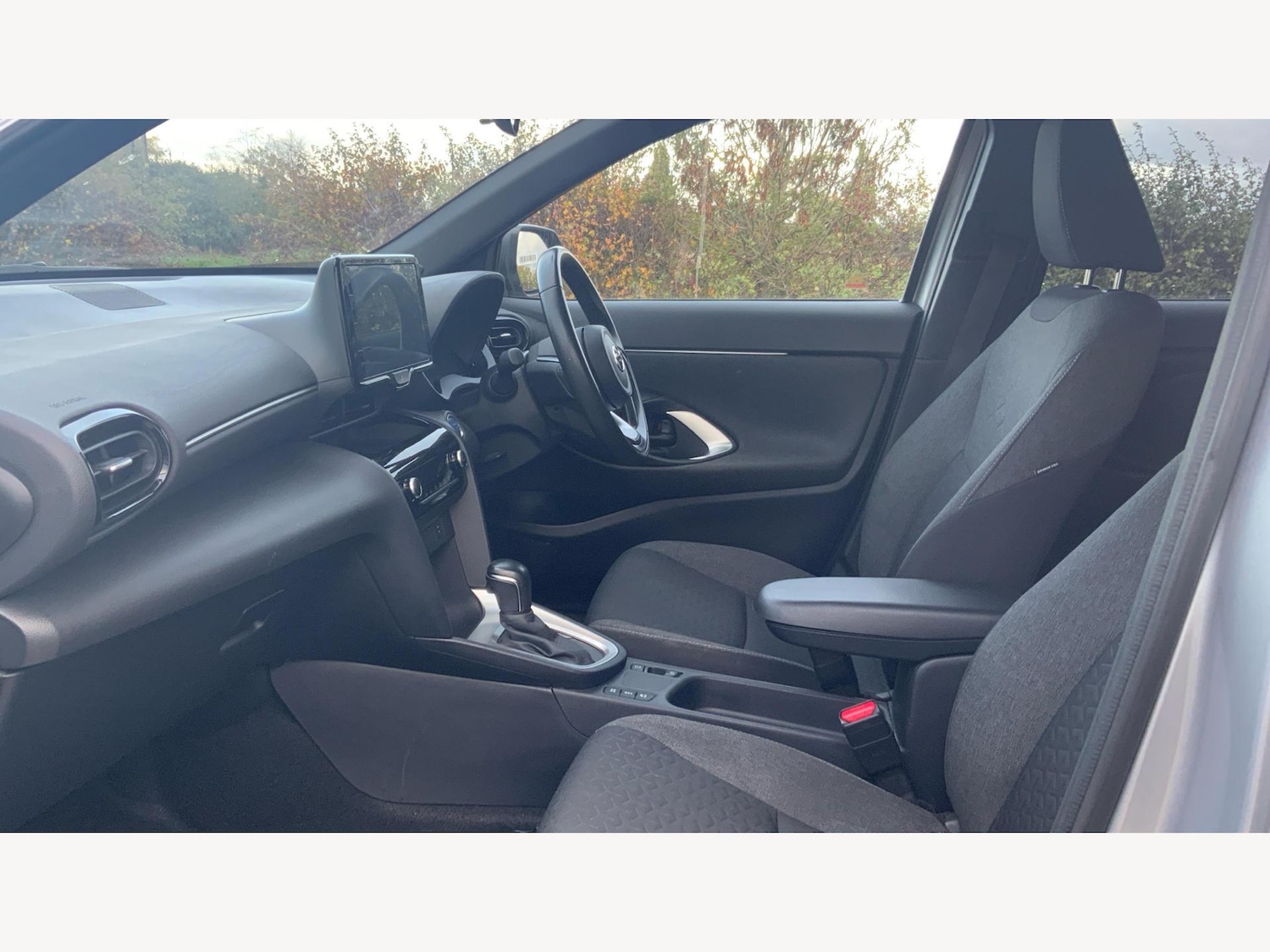 Used Toyota Yaris Cross 2022 for sale - 76349674: Photo 12