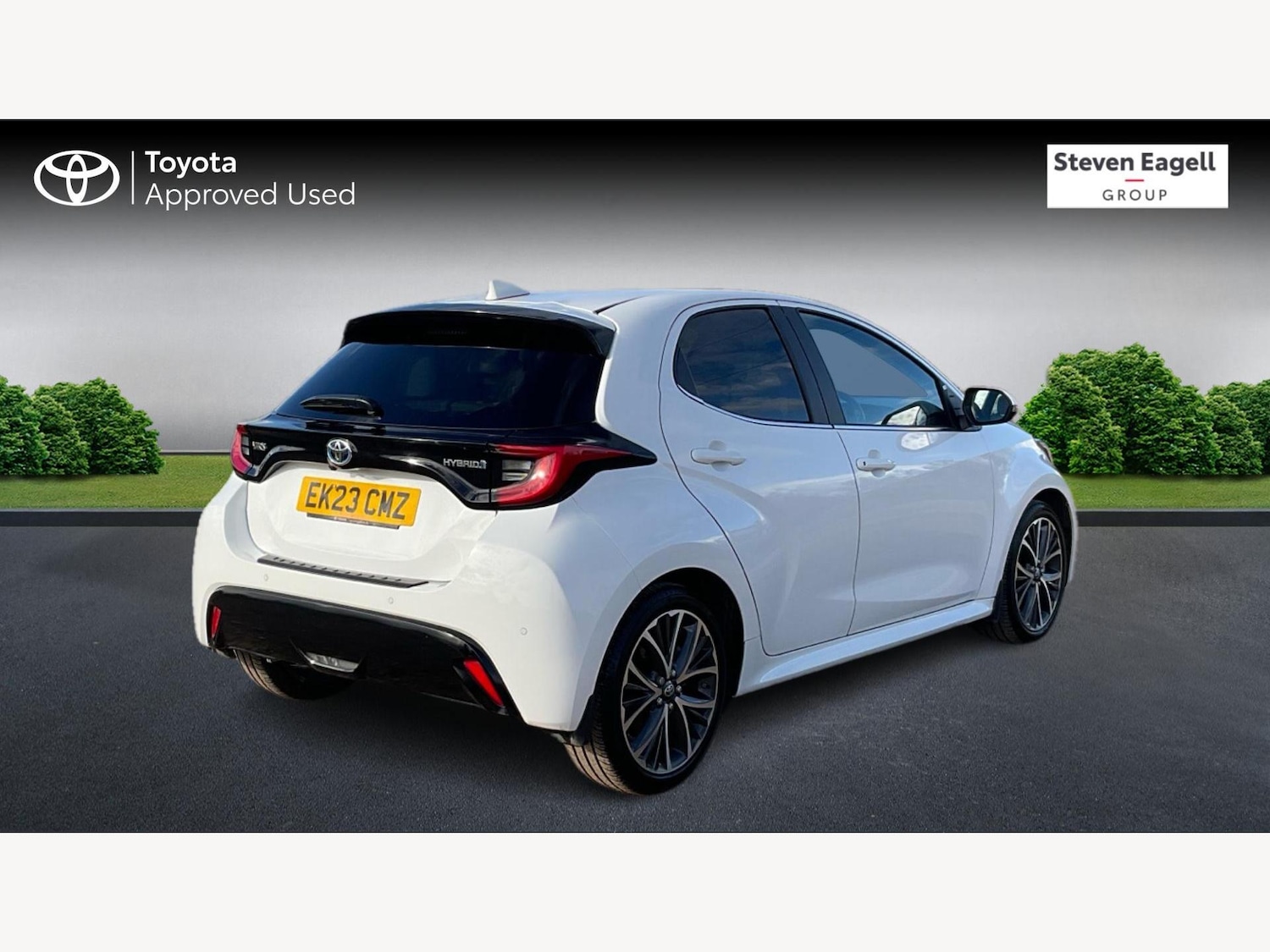 Used Toyota Yaris 2023 for sale - 76348975: Photo 2