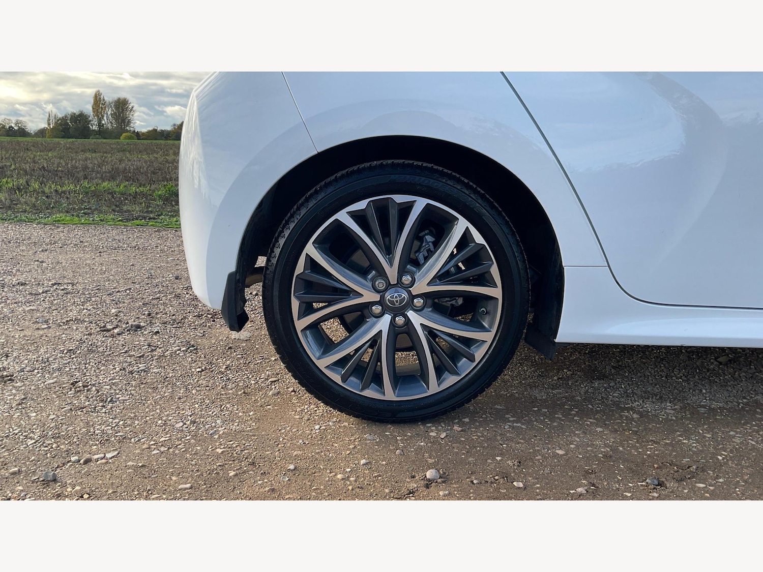 Used Toyota Yaris 2023 for sale - 76348975: Photo 24