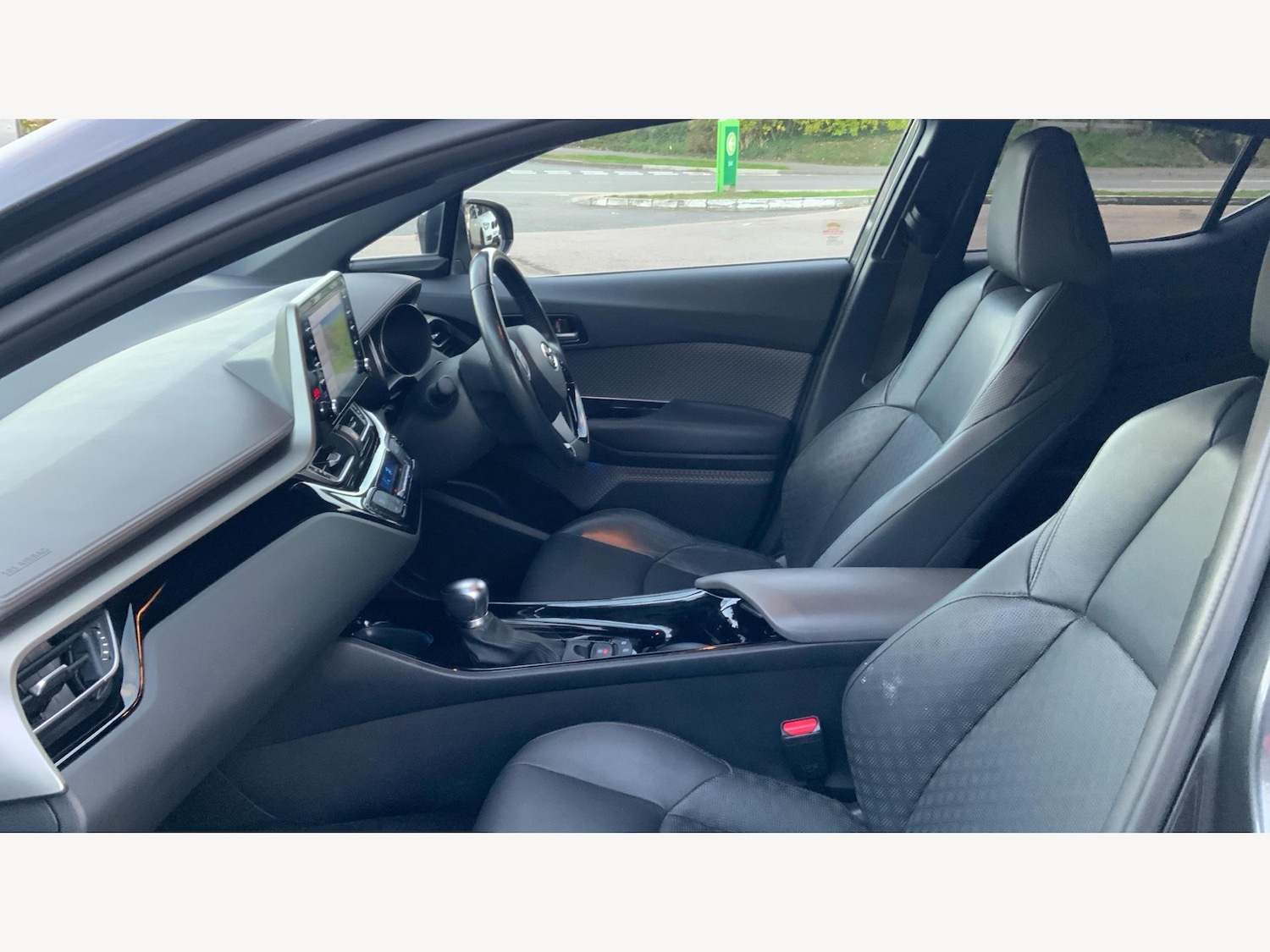 Used Toyota C-HR 2021 for sale - 76246737: Photo 12