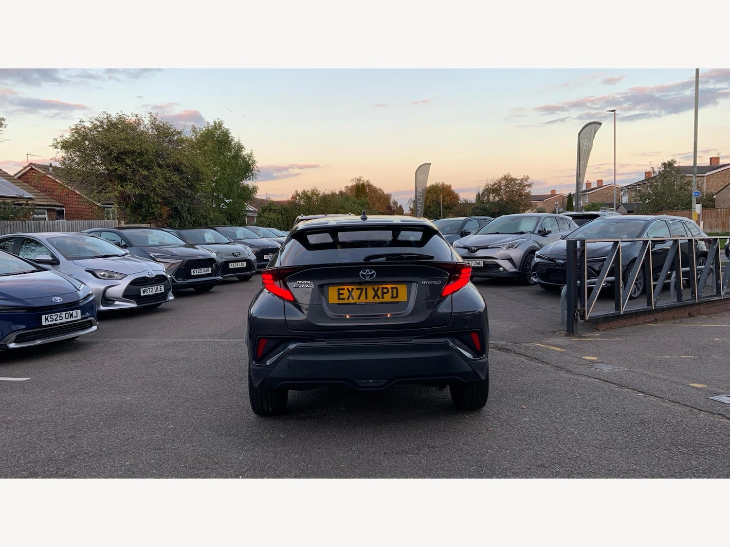 Used Toyota C-HR 2021 for sale - 76246737: Photo 21