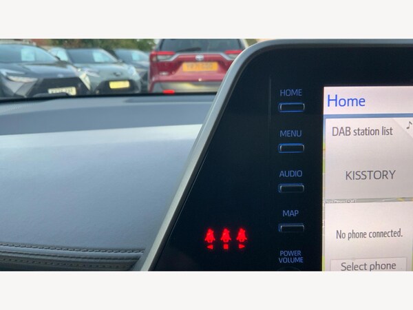 Used Toyota C-HR 2021 for sale - 76246737: Photo 25