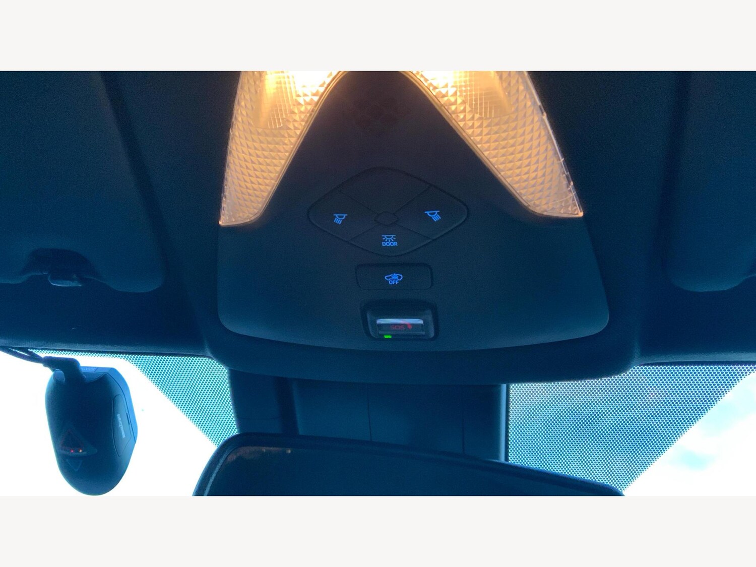 Used Toyota C-HR 2021 for sale - 76246737: Photo 30