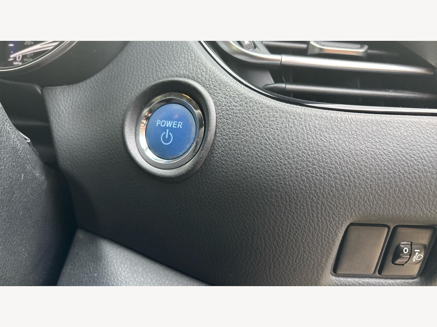 Used Toyota C-HR 2022 for sale - 76499654: Photo 23