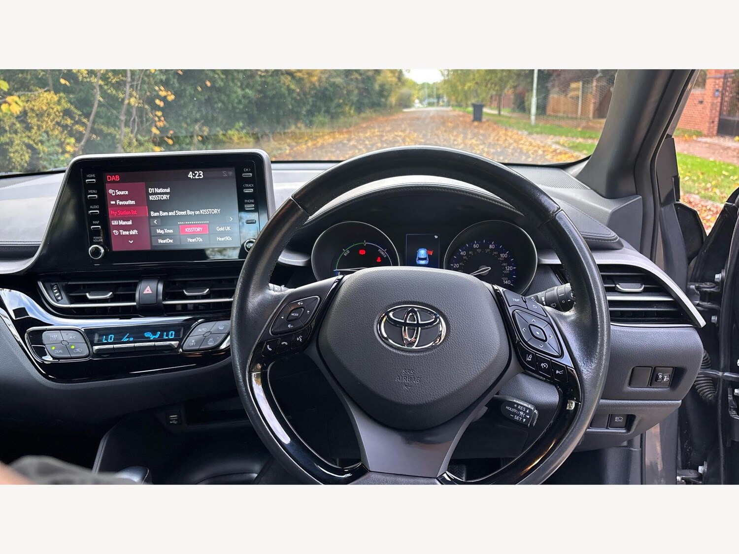 Used Toyota C-HR 2022 for sale - 76499654: Photo 8