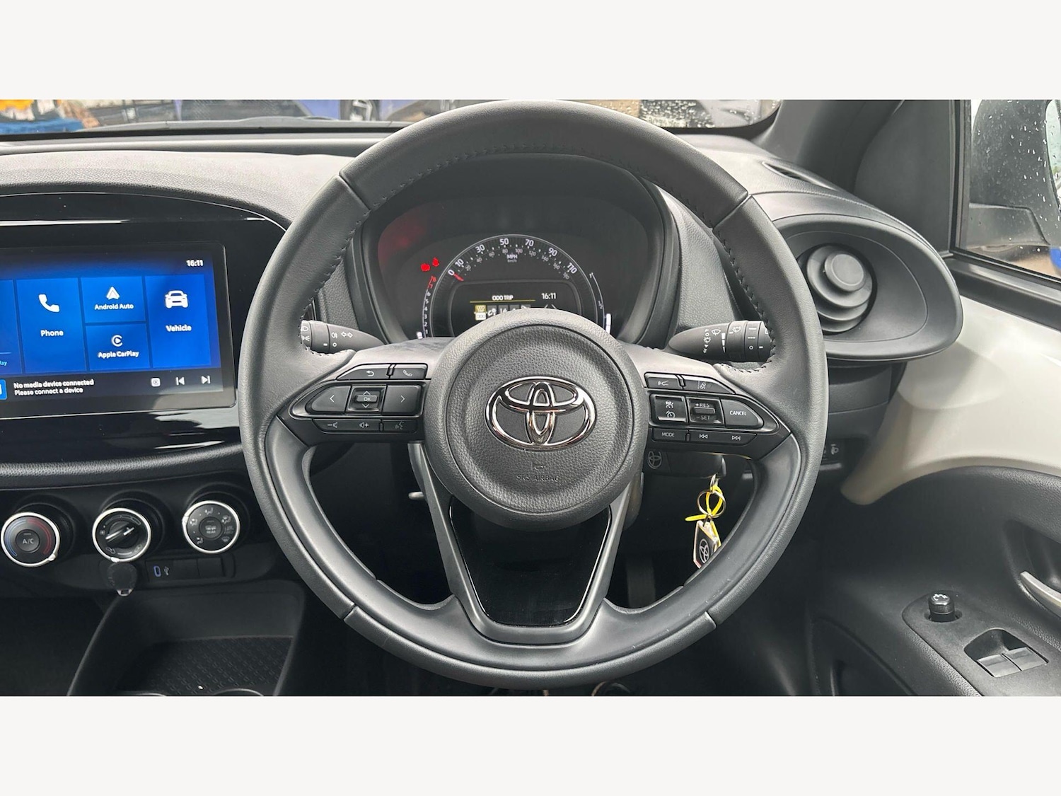 Used Toyota Aygo X 2024 for sale - 78204039: Photo 12