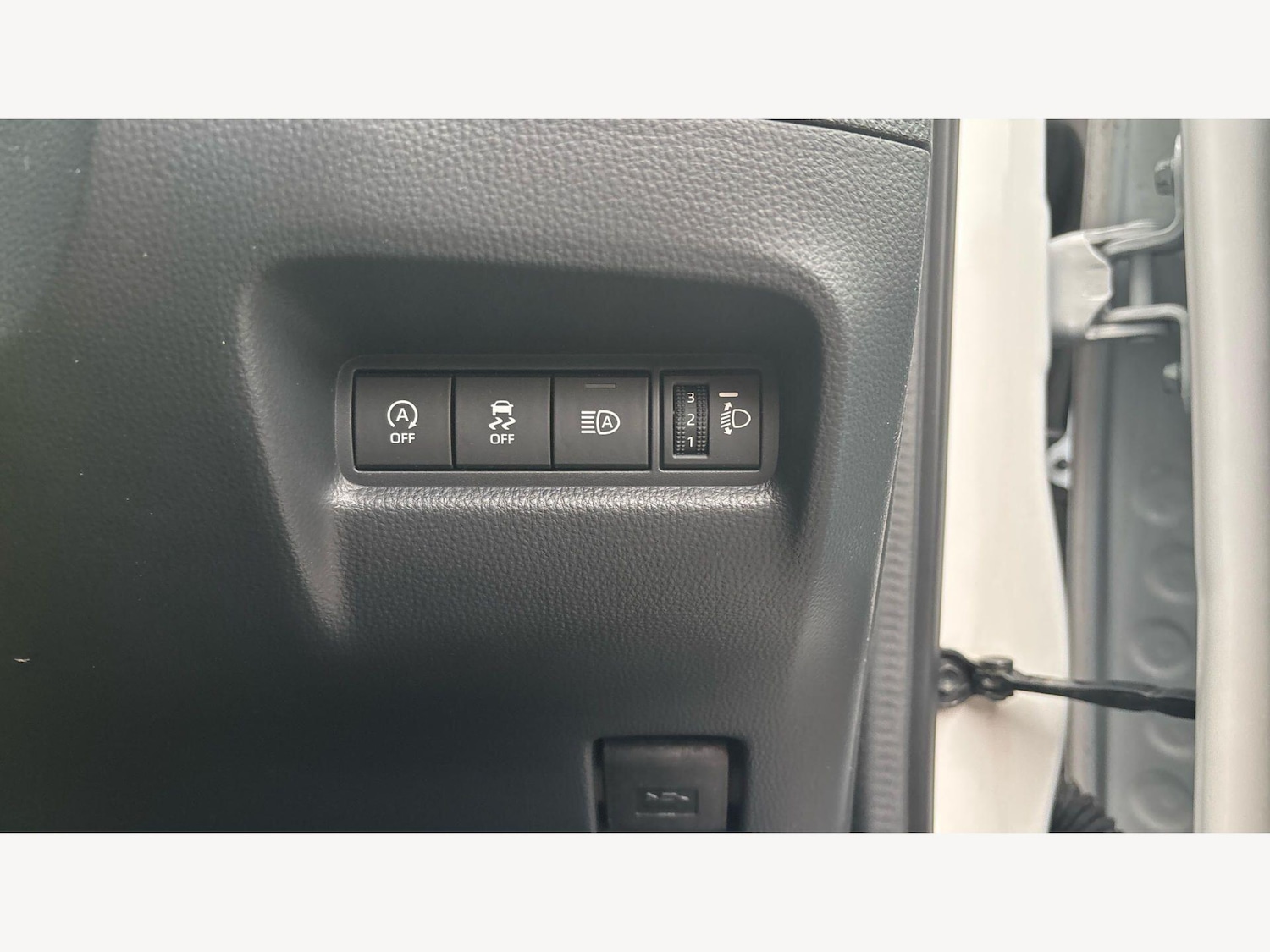 Used Toyota Aygo X 2024 for sale - 78204039: Photo 41