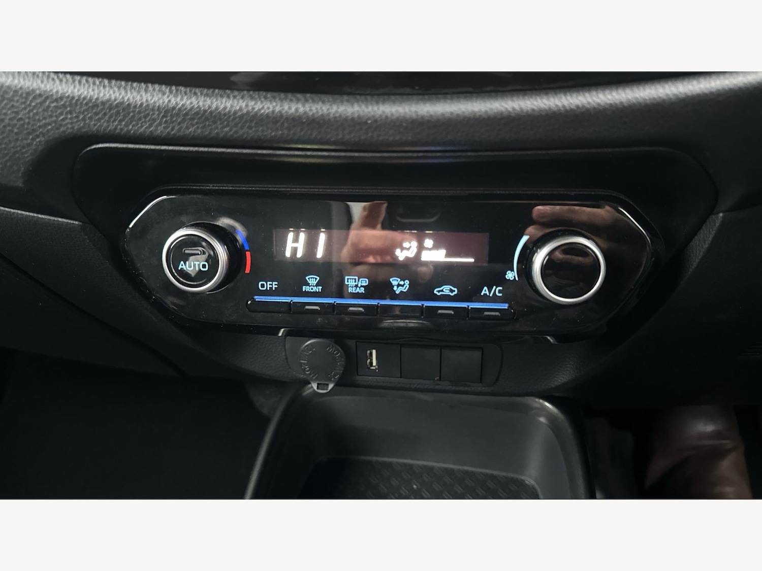 Used Toyota Aygo X 2023 for sale - 77424741: Photo 31