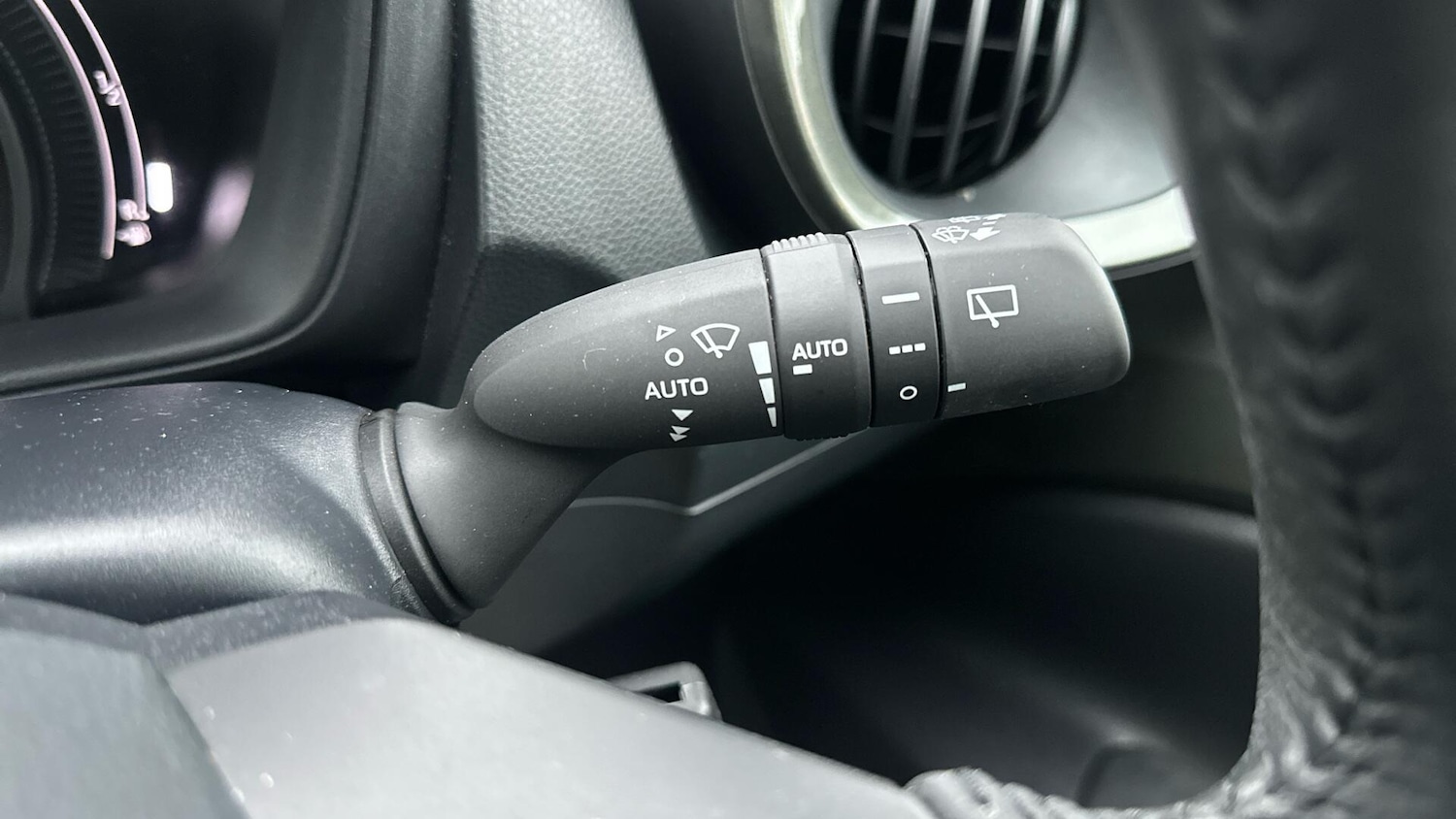 Used Toyota Aygo X 2023 for sale - 77424741: Photo 37