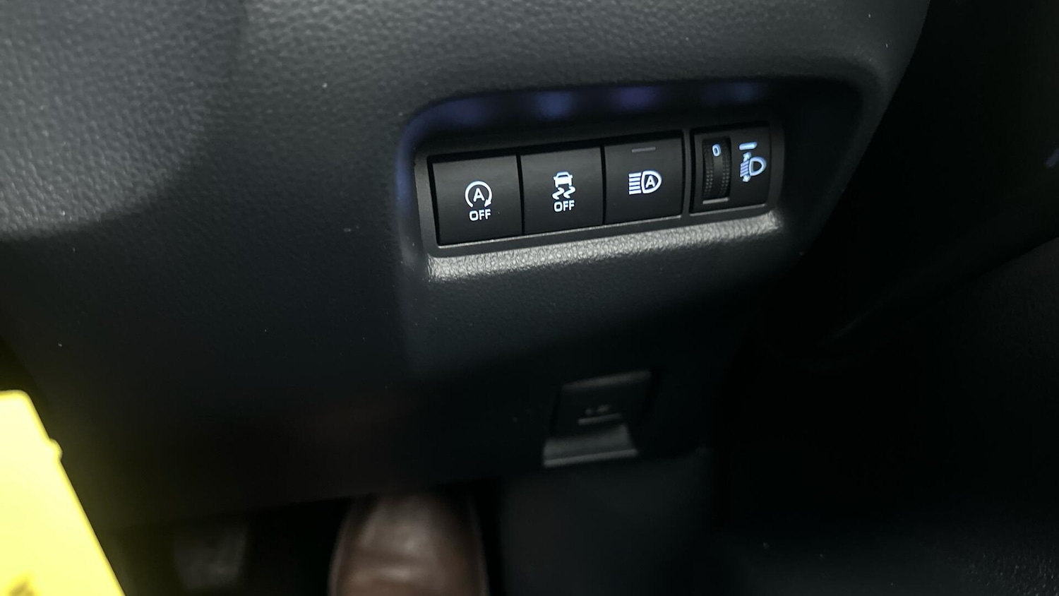 Used Toyota Aygo X 2023 for sale - 77424741: Photo 40