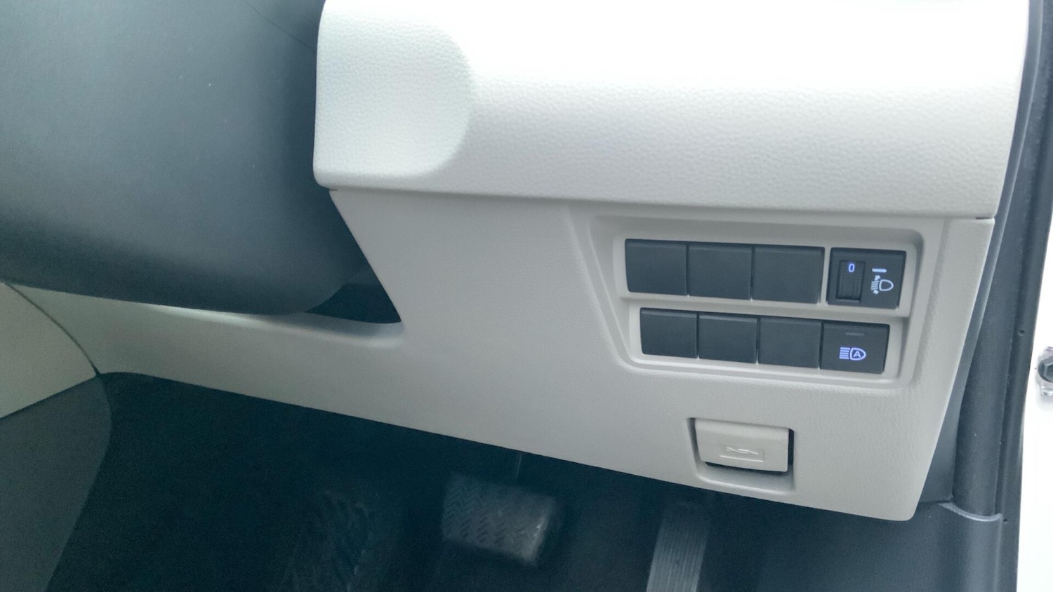 Used Toyota Yaris 2023 for sale - 76688589: Photo 34