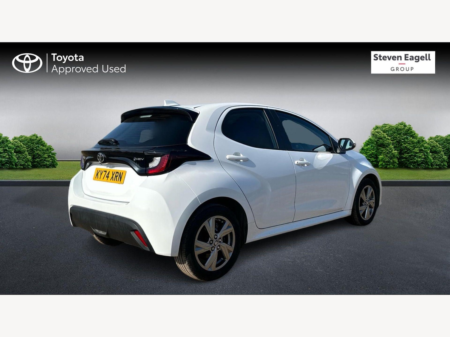 Used Toyota Yaris 2024 for sale - 78072855: Photo 2