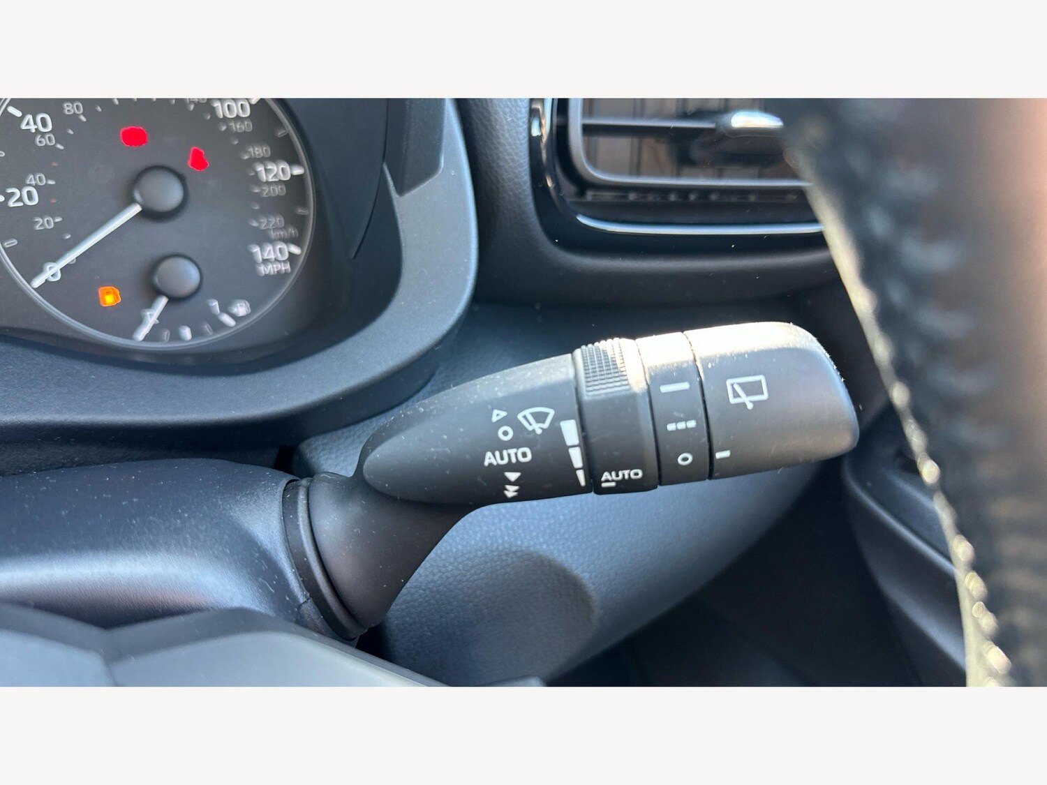 Used Toyota Yaris 2024 for sale - 78072855: Photo 31