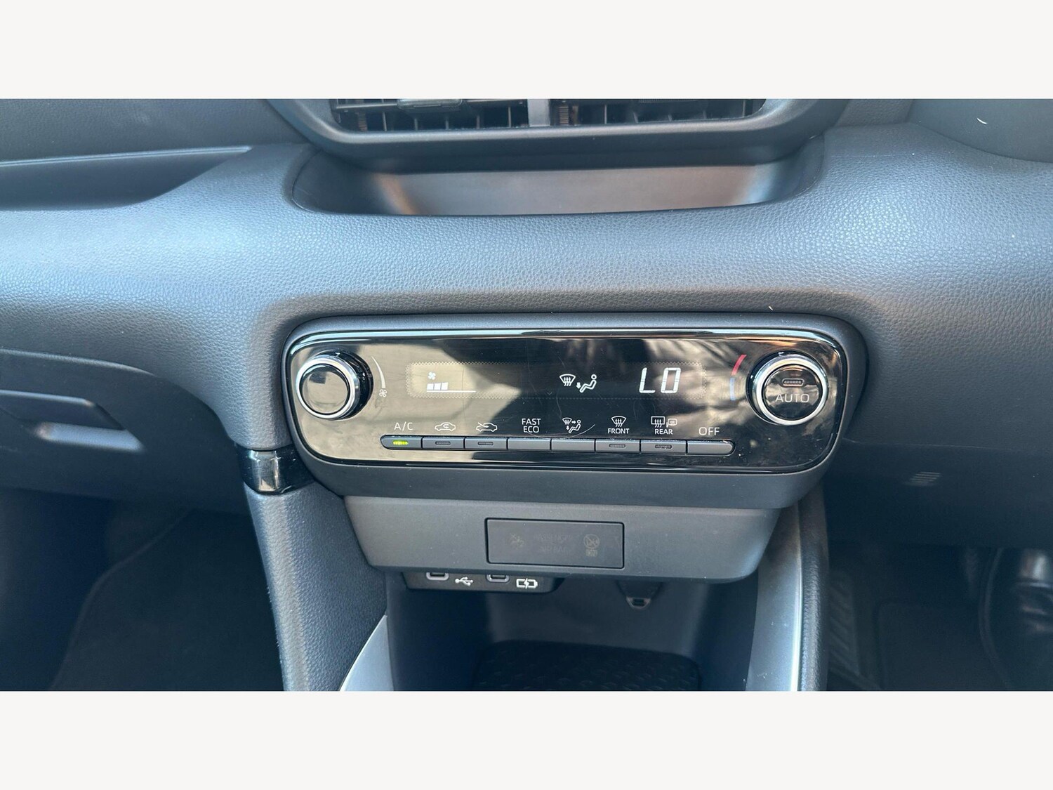 Used Toyota Yaris 2024 for sale - 78072855: Photo 36