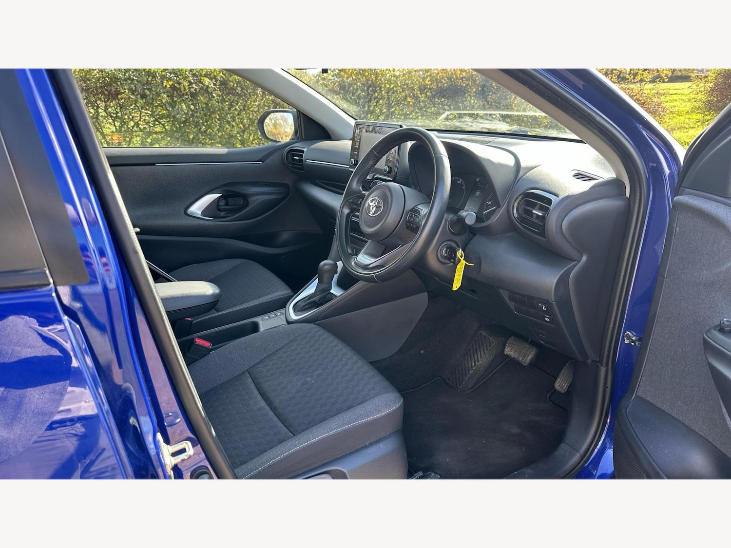 Used Toyota Yaris 2021 for sale - 76688624: Photo 13