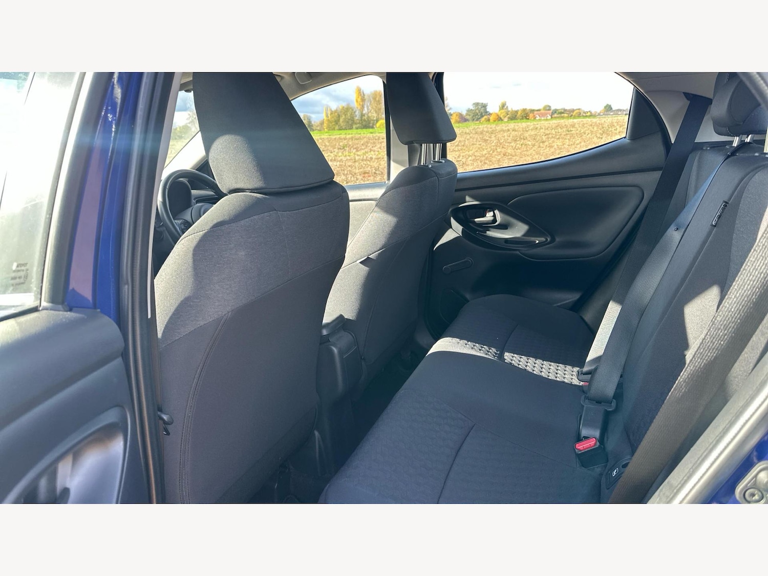 Used Toyota Yaris 2021 for sale - 76688624: Photo 15