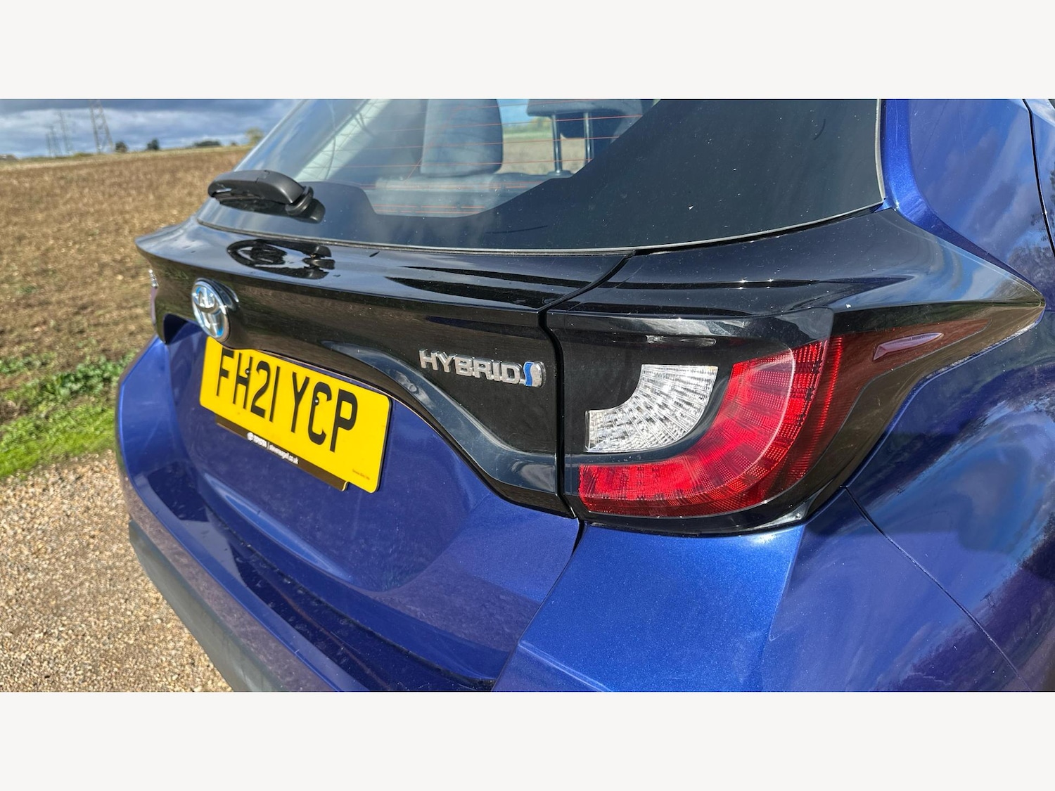 Used Toyota Yaris 2021 for sale - 76688624: Photo 28