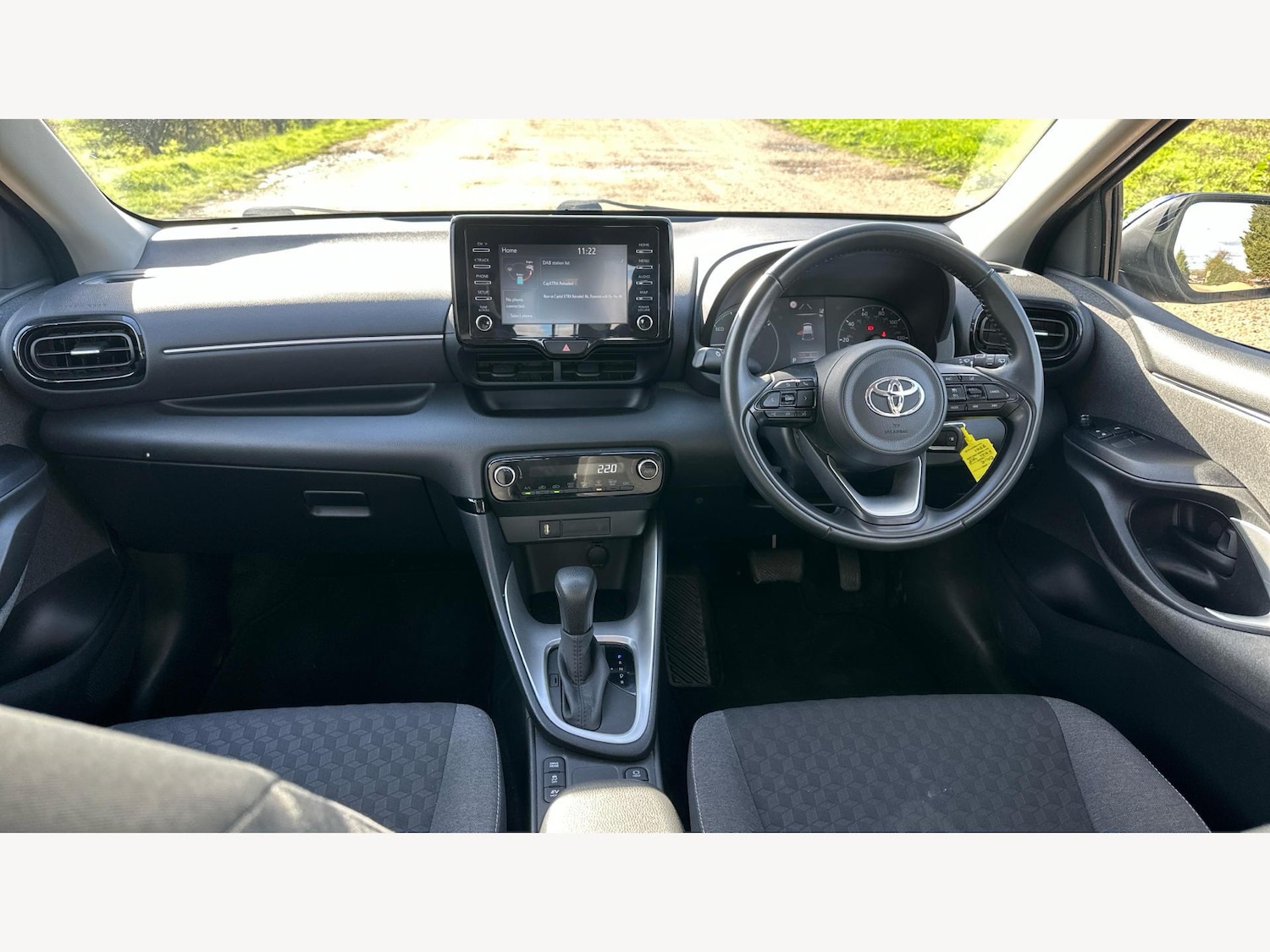 Used Toyota Yaris 2021 for sale - 76688624: Photo 7