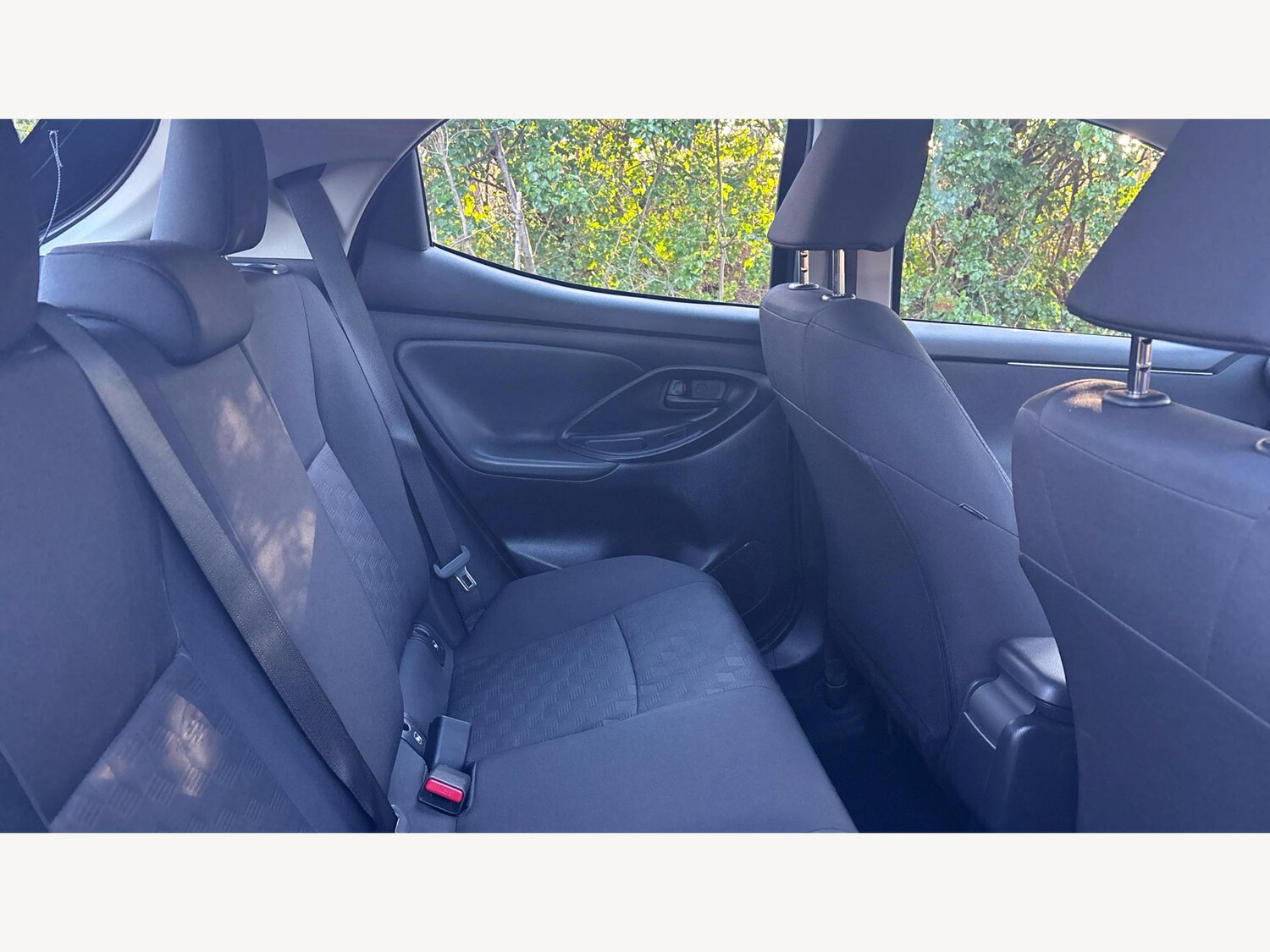 Used Toyota Yaris for sale - 77658101: Photo 14