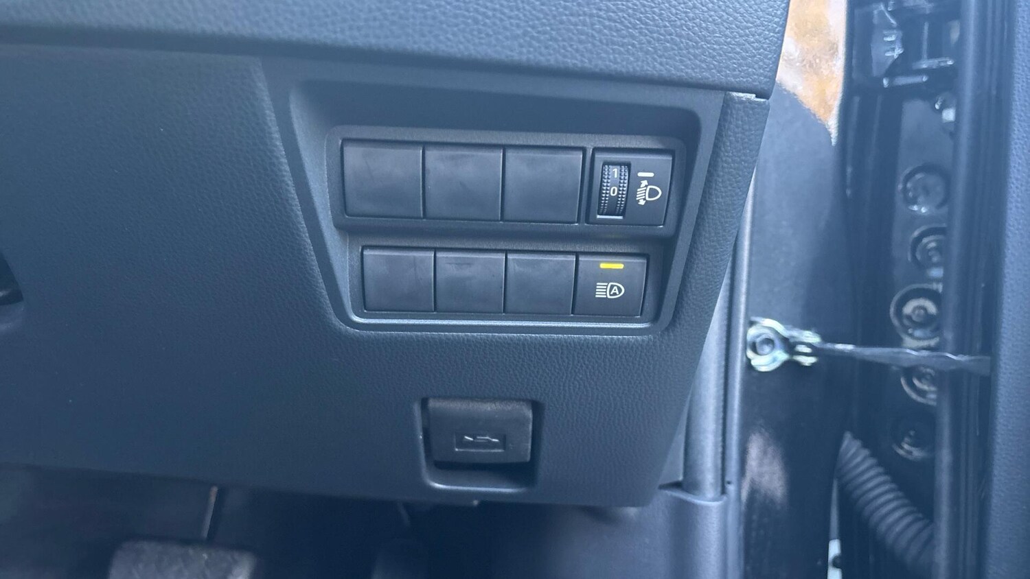 Used Toyota Yaris for sale - 77658101: Photo 33