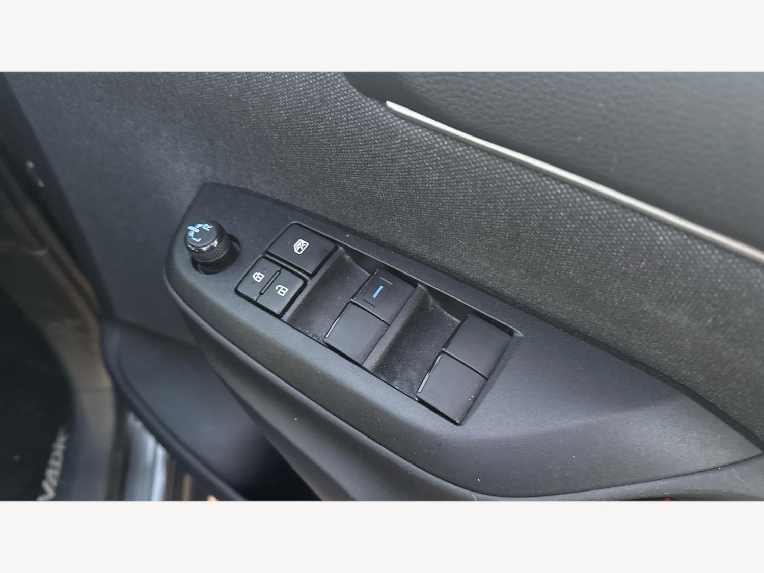 Used Toyota Yaris Cross 2022 for sale - 76072668: Photo 27