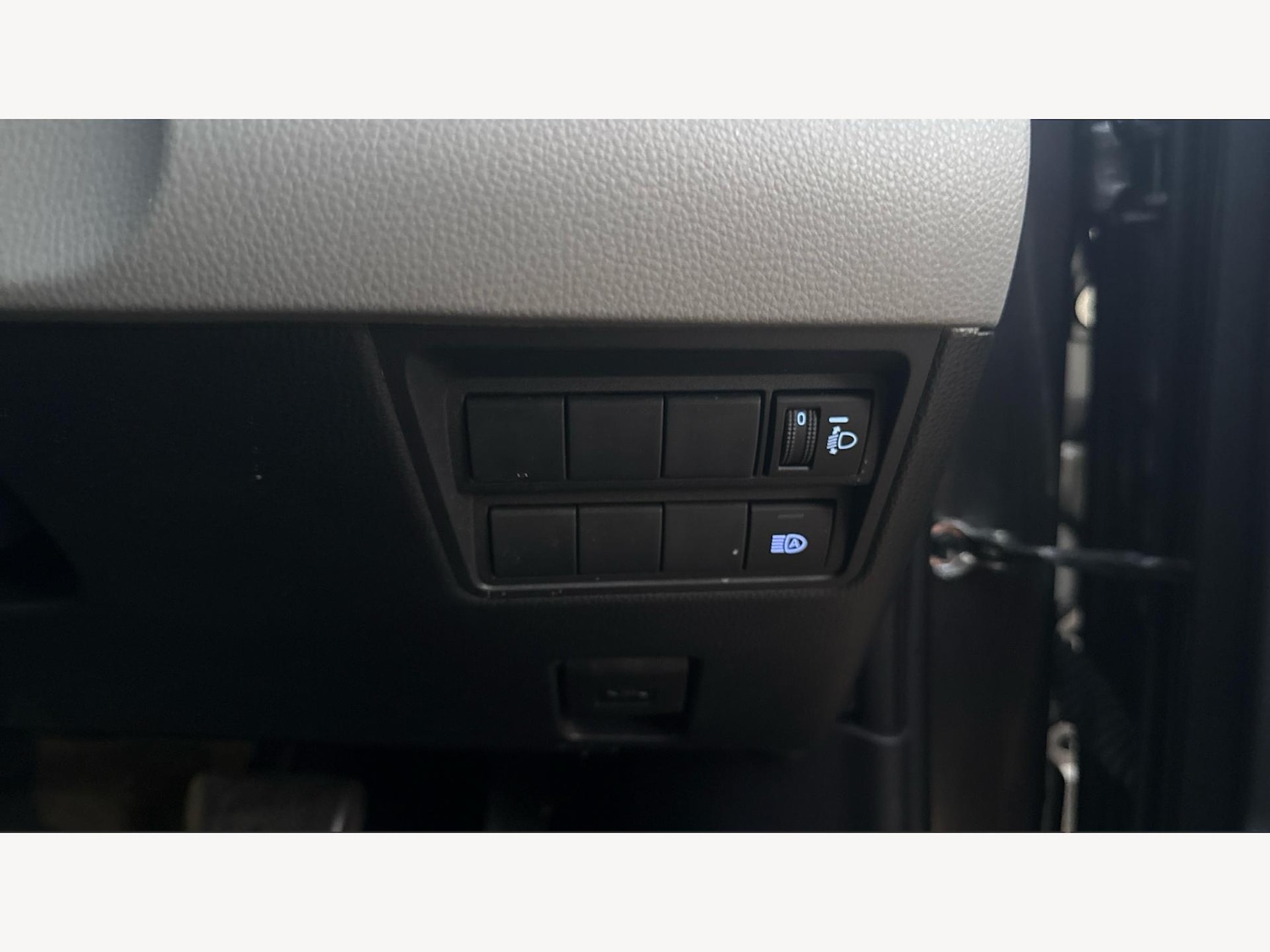 Used Toyota Yaris Cross 2022 for sale - 76072668: Photo 28