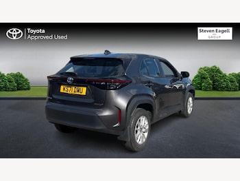 Used Toyota Yaris Cross 2022 for sale - 76072668: Photo 2