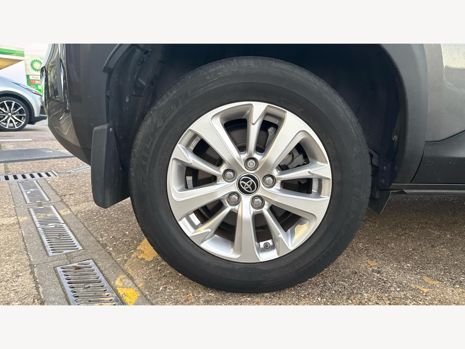 Used Toyota Yaris Cross 2022 for sale - 76072668: Photo 33