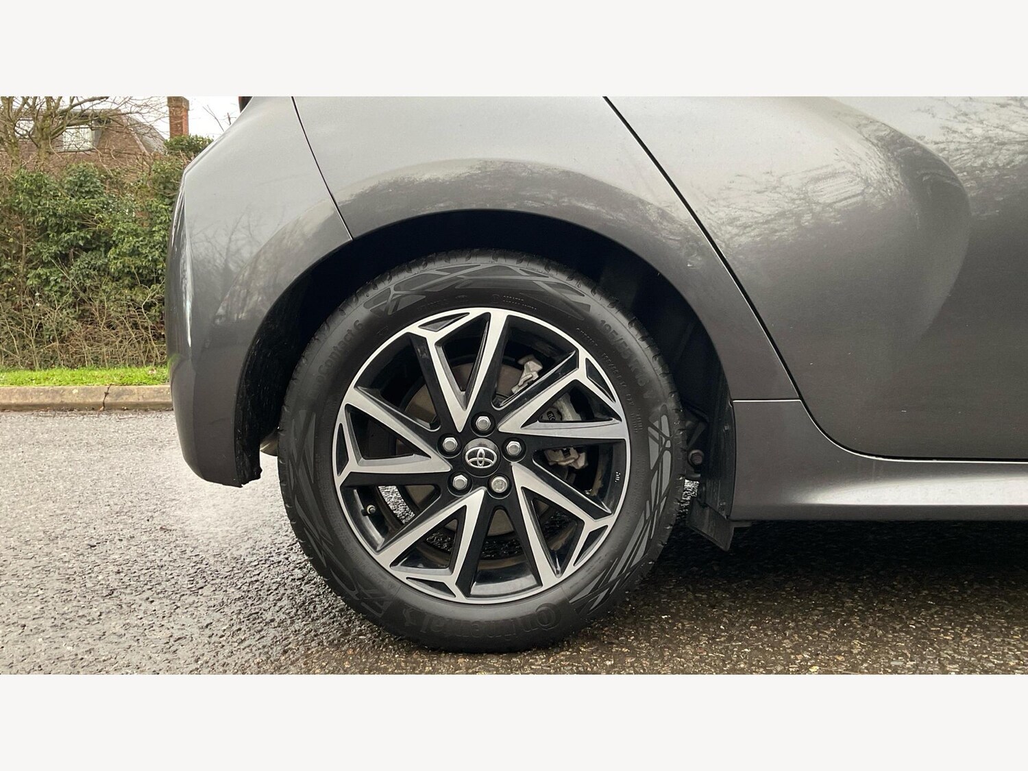 Used Toyota Yaris for sale - 77940513: Photo 22