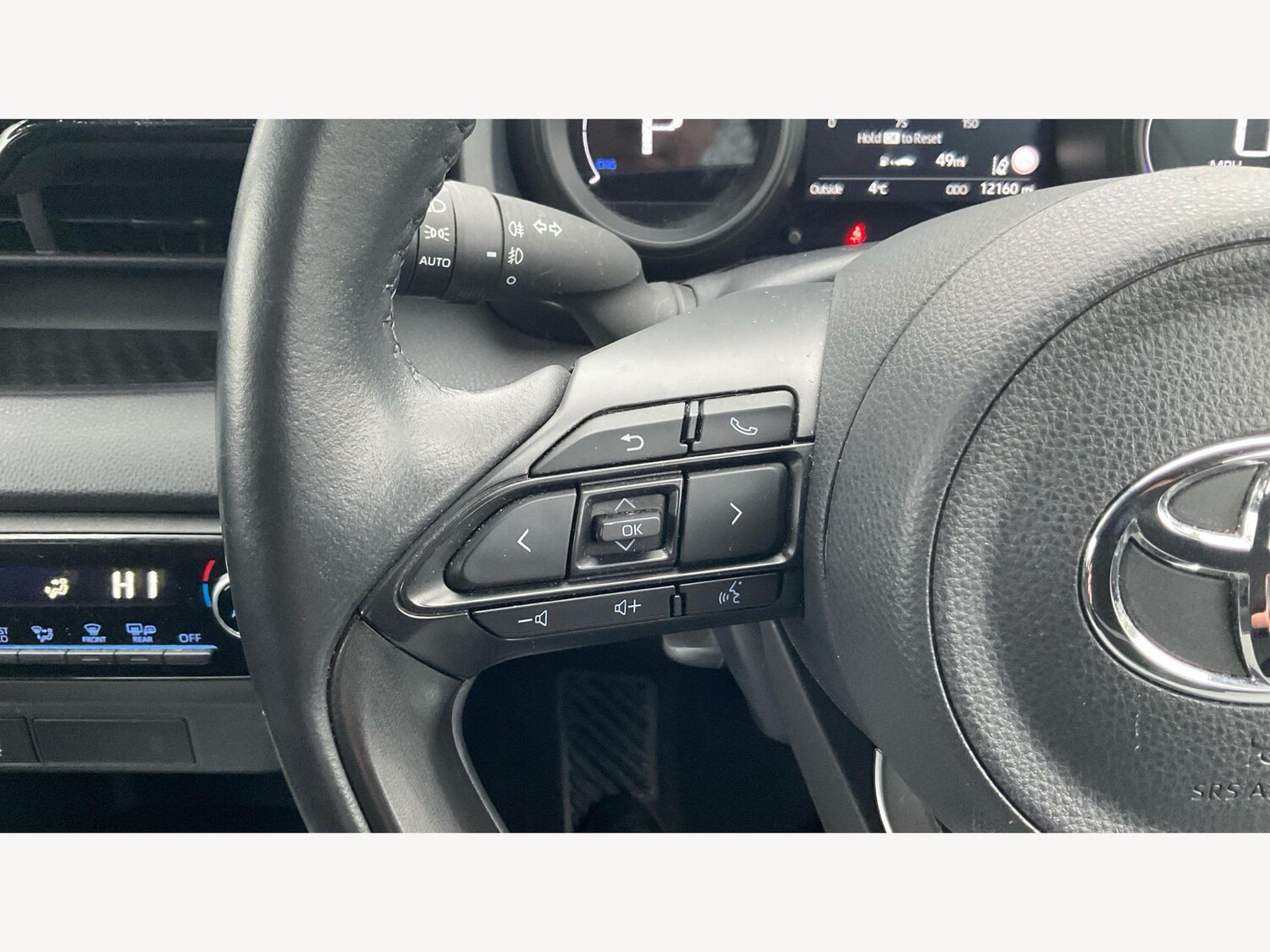 Used Toyota Yaris for sale - 77940513: Photo 31