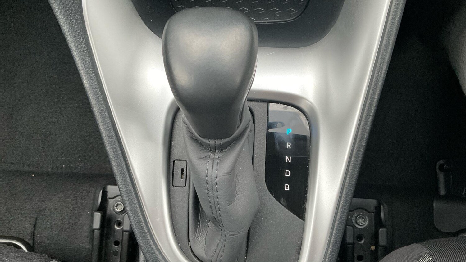 Used Toyota Yaris for sale - 77940513: Photo 35