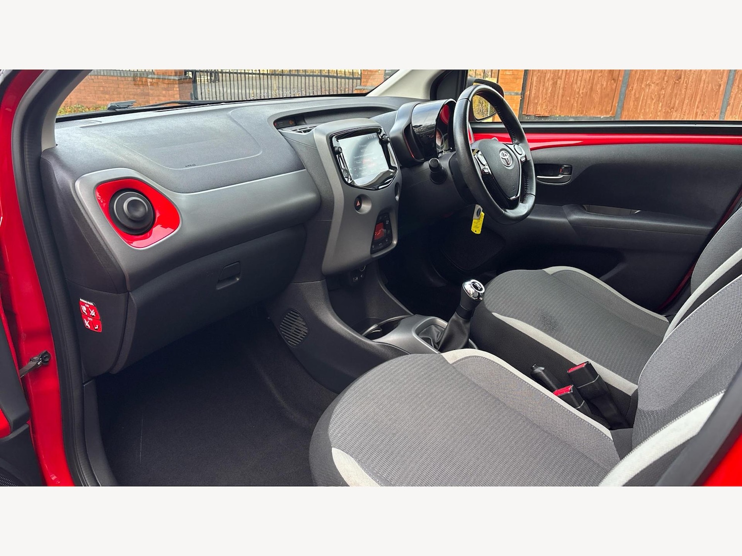 Used Toyota AYGO 2021 for sale - 76562099: Photo 25