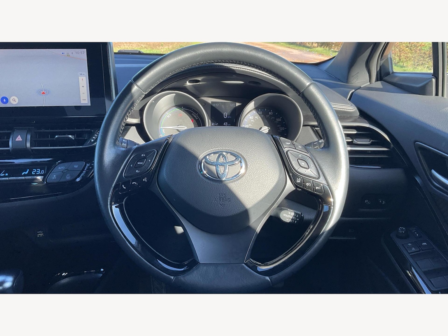 Used Toyota C-HR 2023 for sale - 76360828: Photo 10