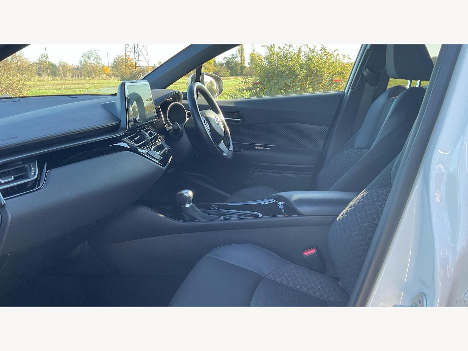 Used Toyota C-HR 2023 for sale - 76360828: Photo 12