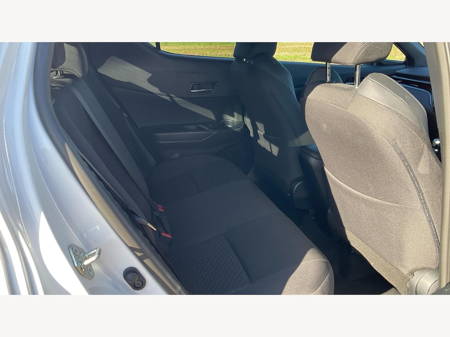 Used Toyota C-HR 2023 for sale - 76360828: Photo 14