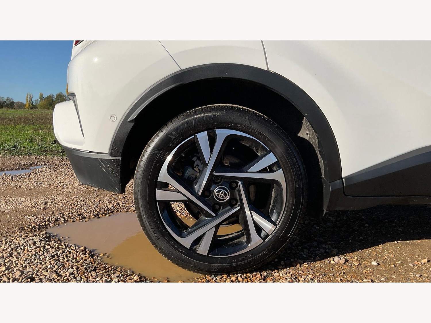 Used Toyota C-HR 2023 for sale - 76360828: Photo 24
