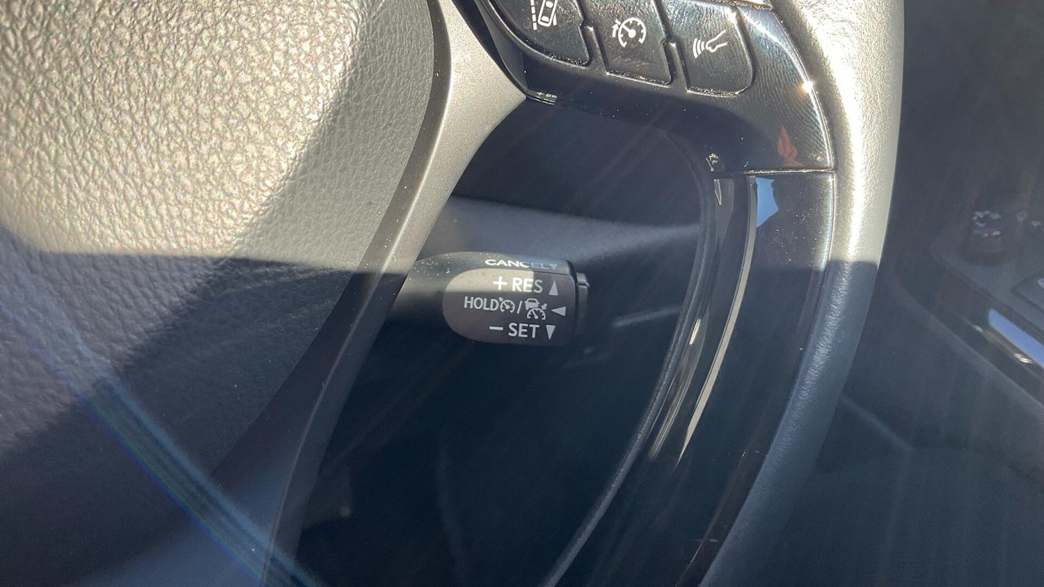 Used Toyota C-HR 2023 for sale - 76360828: Photo 36