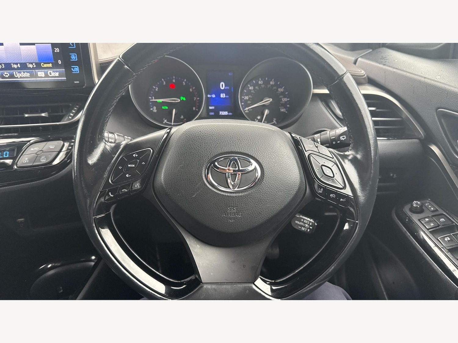 Used Toyota C-HR 2017 for sale - 76137063: Photo 10