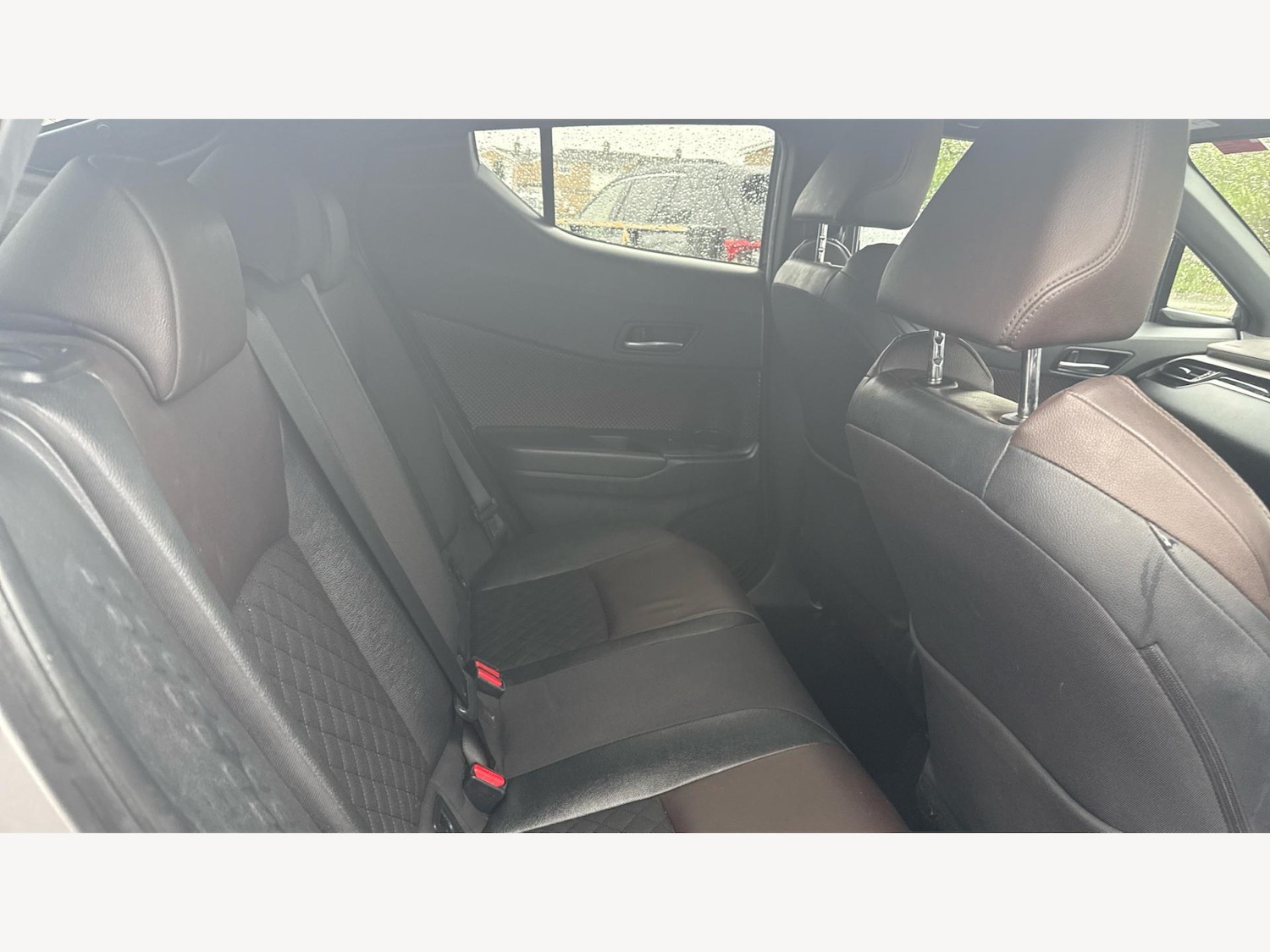 Used Toyota C-HR 2017 for sale - 76137063: Photo 14