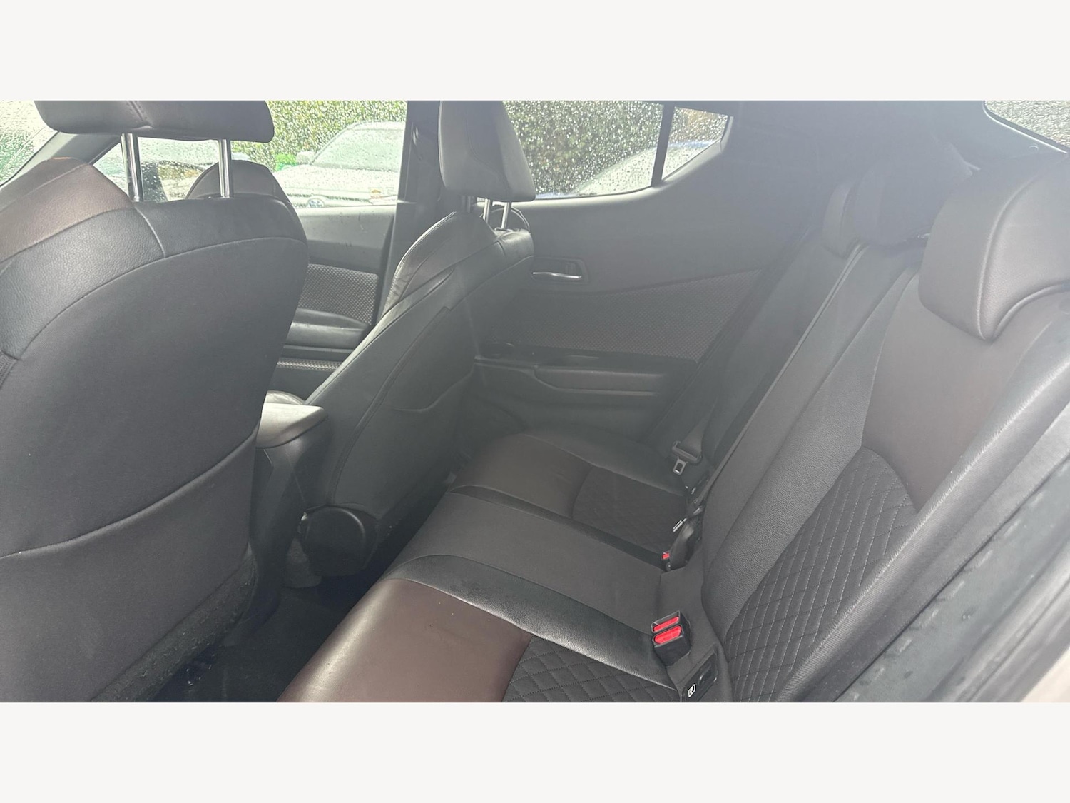 Used Toyota C-HR 2017 for sale - 76137063: Photo 15