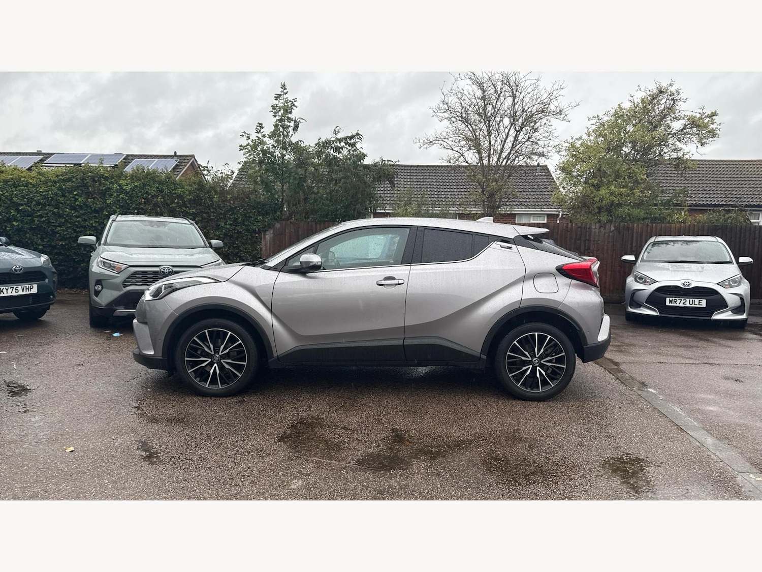 Used Toyota C-HR 2017 for sale - 76137063: Photo 19