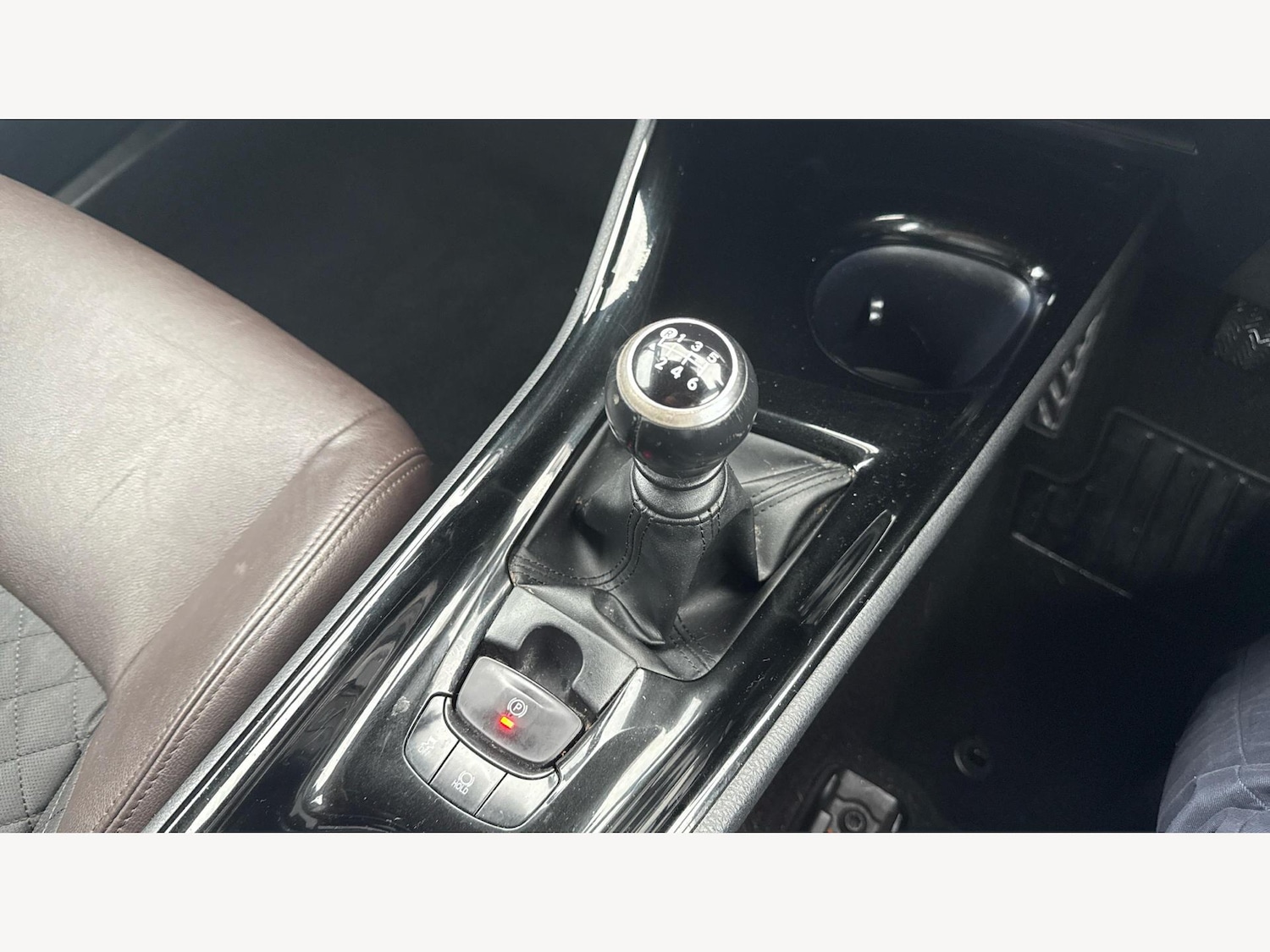 Used Toyota C-HR 2017 for sale - 76137063: Photo 30